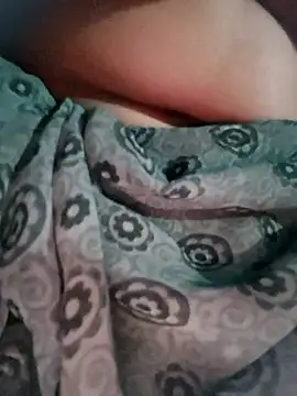 Snapshot of Queen_chayna chatting on May 6, 2026, 11:48 am Queen chayna online show from May 6, 2026, 11:48 am