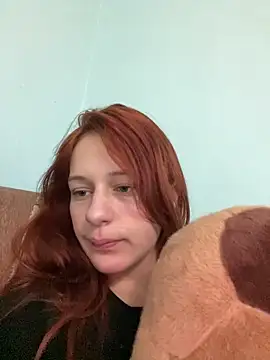 Lily Viola online show from February 15, 2026, 5:59 am