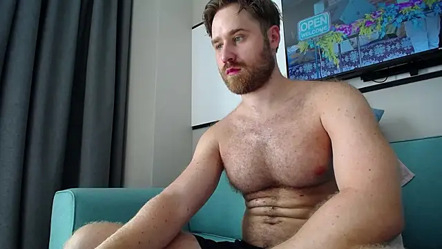 LorenzoLux online show from April 5, 2026, 7:49 am