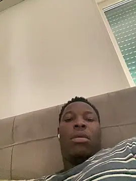 Bigchocco online show from April 25, 2026, 7:33 am