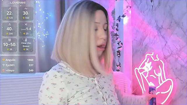 Necucubi02 online show from January 19, 2026, 7:45 am