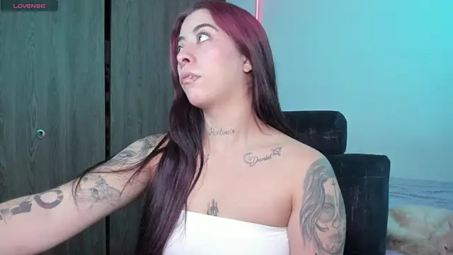 maazikeenx online show from April 6, 2026, 2:40 pm