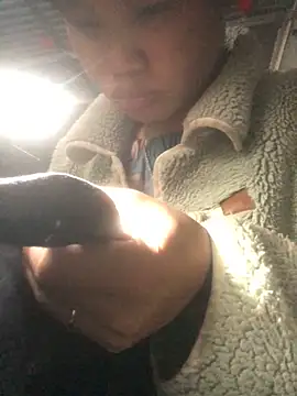 Minhkhue121 online show from March 5, 2026, 6:09 am