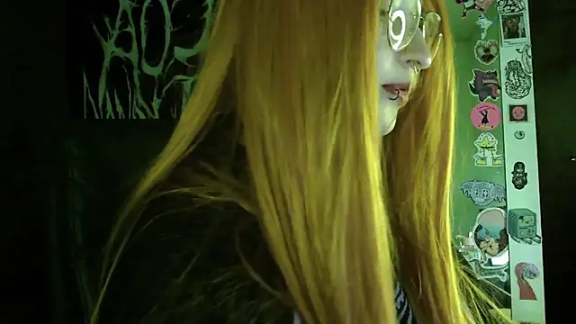 Aoidandelion online show from March 27, 2026, 12:16 am