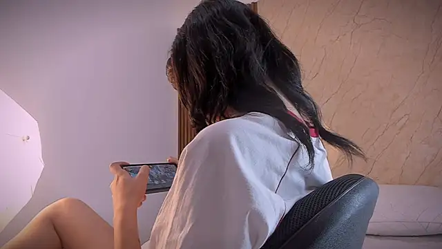 diana santy online show from April 4, 2026, 6:16 pm