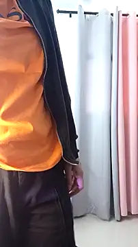 saray reesee online show from February 5, 2026, 8:02 pm