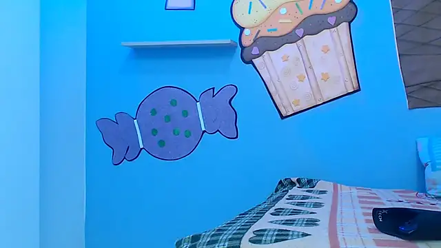 skinnysexzara18 online show from February 15, 2026, 1:46 am