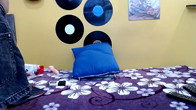 marcelasweet457 online show from April 25, 2026, 2:03 pm