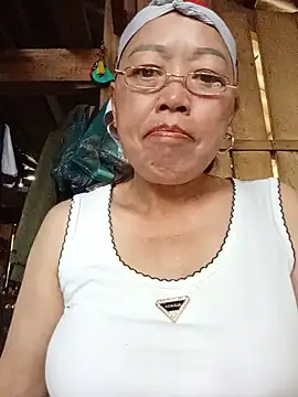 Agnes-baby online show from May 18, 2026, 4:07 am