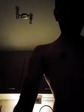 Erz84 online show from October 16, 2025, 8:54 pm