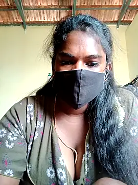 Milky Julia online show from March 21, 2026, 5:23 am