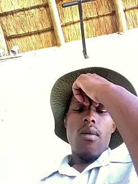 kwandero1234 online show from March 7, 2026, 8:33 am