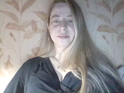 Miralisse online show from March 5, 2026, 8:49 pm