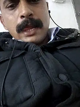 your hot dady online show from March 1, 2026, 7:05 pm