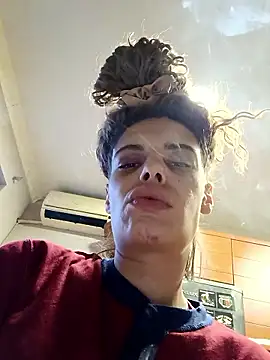 Snapshot of dear2002 chatting on January 19, 2026, 5:55 am dear2002 online show from January 19, 2026, 5:55 am