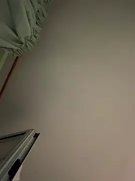 Snapshot of dear2002 chatting on March 8, 2026, 7:17 pm dear2002 online show from March 8, 2026, 7:17 pm