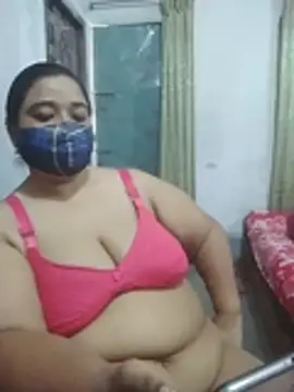 momo loves online show from April 21, 2026, 3:02 am