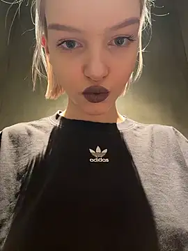 AshleyMur online show from February 3, 2026, 5:05 am