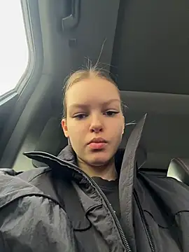 AshleyMur online show from April 22, 2026, 5:54 am