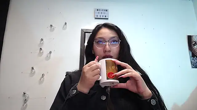 abril onnel online show from January 23, 2025, 11:58 pm