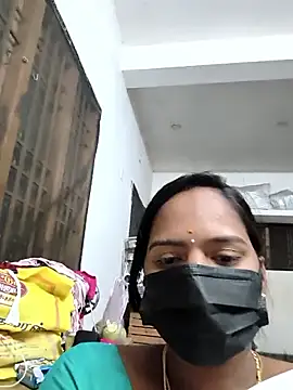 Tamil Hot Divya online show from January 13, 2026, 5:29 pm