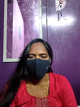 Tamil Hot Divya online show from March 6, 2026, 6:37 pm