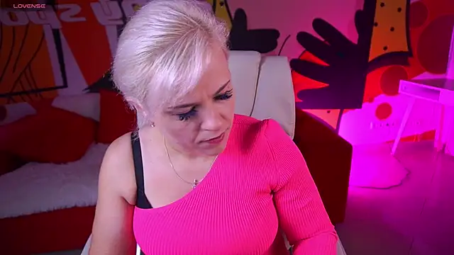 CrystalVibe online show from March 31, 2026, 5:41 am