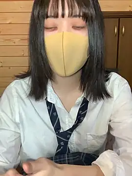 minami room online show from April 26, 2026, 6:33 am