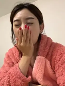 Snapshot of Xiaojuzi- chatting on June 6, 2026, 1:38 pm Xiaojuzi- online show from June 6, 2026, 1:38 pm