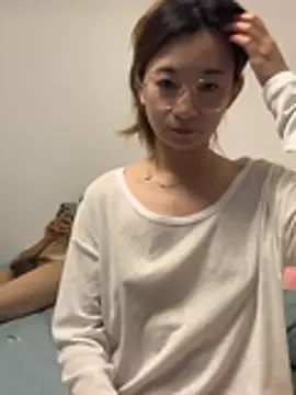 Snapshot of Xiaojuzi- chatting on June 7, 2026, 2:21 pm Xiaojuzi- online show from June 7, 2026, 2:21 pm