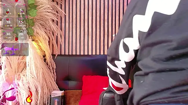 Hiddenhotcake online show from April 17, 2026, 6:44 pm