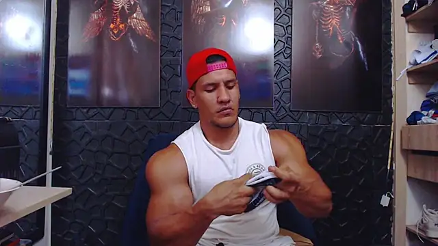 viktor herrera online show from April 18, 2026, 7:58 pm