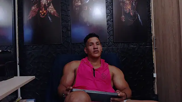 viktor herrera online show from July 3, 2026, 7:09 pm