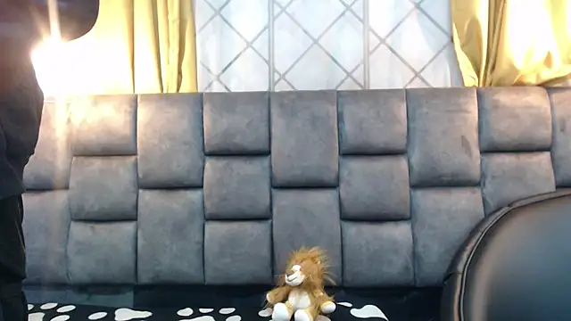 Snapshot of Maik_Russo chatting on February 7, 2026, 11:36 am Maik Russo online show from February 7, 2026, 11:36 am