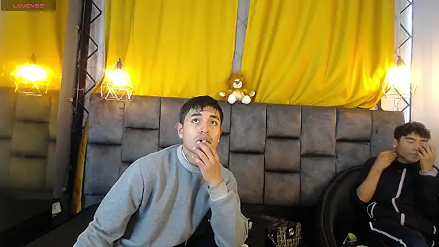 Snapshot of Maik_Russo chatting on February 15, 2026, 11:41 am Maik Russo online show from February 15, 2026, 11:41 am