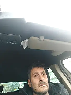 colosone online show from November 27, 2025, 1:24 pm