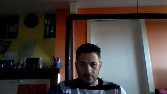 Snapshot of colosone chatting on December 19, 2025, 10:11 am colosone online show from December 19, 2025, 10:11 am