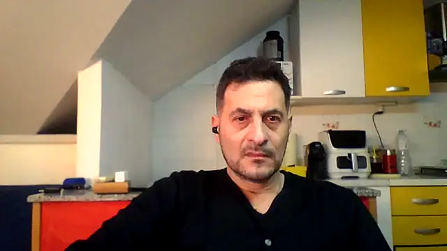 Snapshot of colosone chatting on February 2, 2026, 6:56 am colosone online show from February 2, 2026, 6:56 am