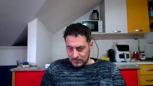 Snapshot of colosone chatting on February 12, 2026, 11:38 am colosone online show from February 12, 2026, 11:38 am