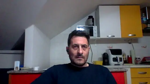 Snapshot of colosone chatting on March 1, 2026, 10:56 pm colosone online show from March 1, 2026, 10:56 pm