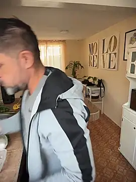 wolfbucker online show from March 18, 2026, 2:20 pm