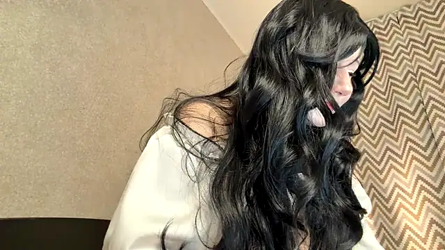 pinkfondnes online show from February 19, 2026, 10:17 pm