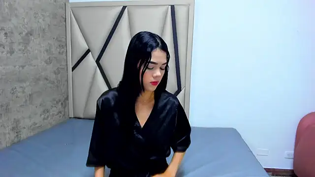 Luna  02 online show from April 21, 2026, 12:11 pm