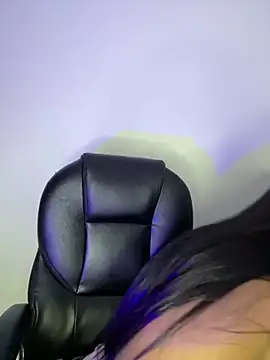 Antonella 03s online show from April 23, 2026, 5:19 am