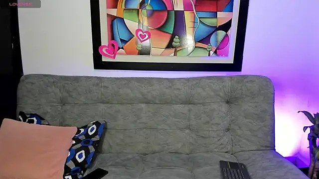 shy nanami online show from April 19, 2026, 11:31 am