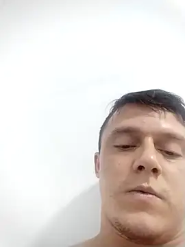 RAFAELQUINTEROSCAVALHEI online show from January 8, 2026, 3:25 pm