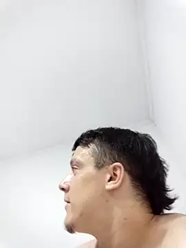 RAFAELQUINTEROSCAVALHEI online show from January 17, 2026, 5:56 am