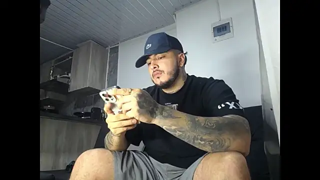 Nero VanHelsing online show from February 11, 2026, 4:06 am