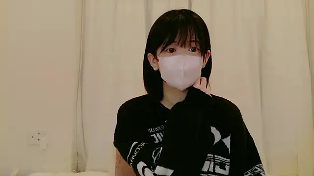 yuruchan  online show from February 5, 2026, 7:07 pm