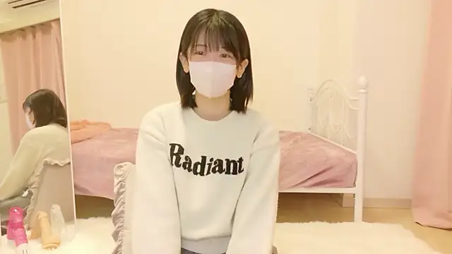 yuruchan  online show from February 9, 2026, 4:22 pm